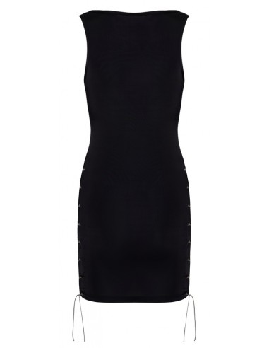 Abito nero attillato con un'elegante...