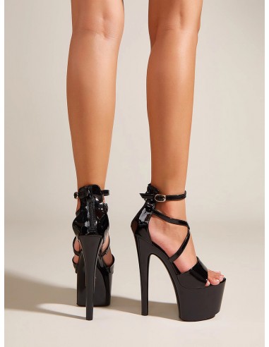 38 Sandali neri con cinturino alla...